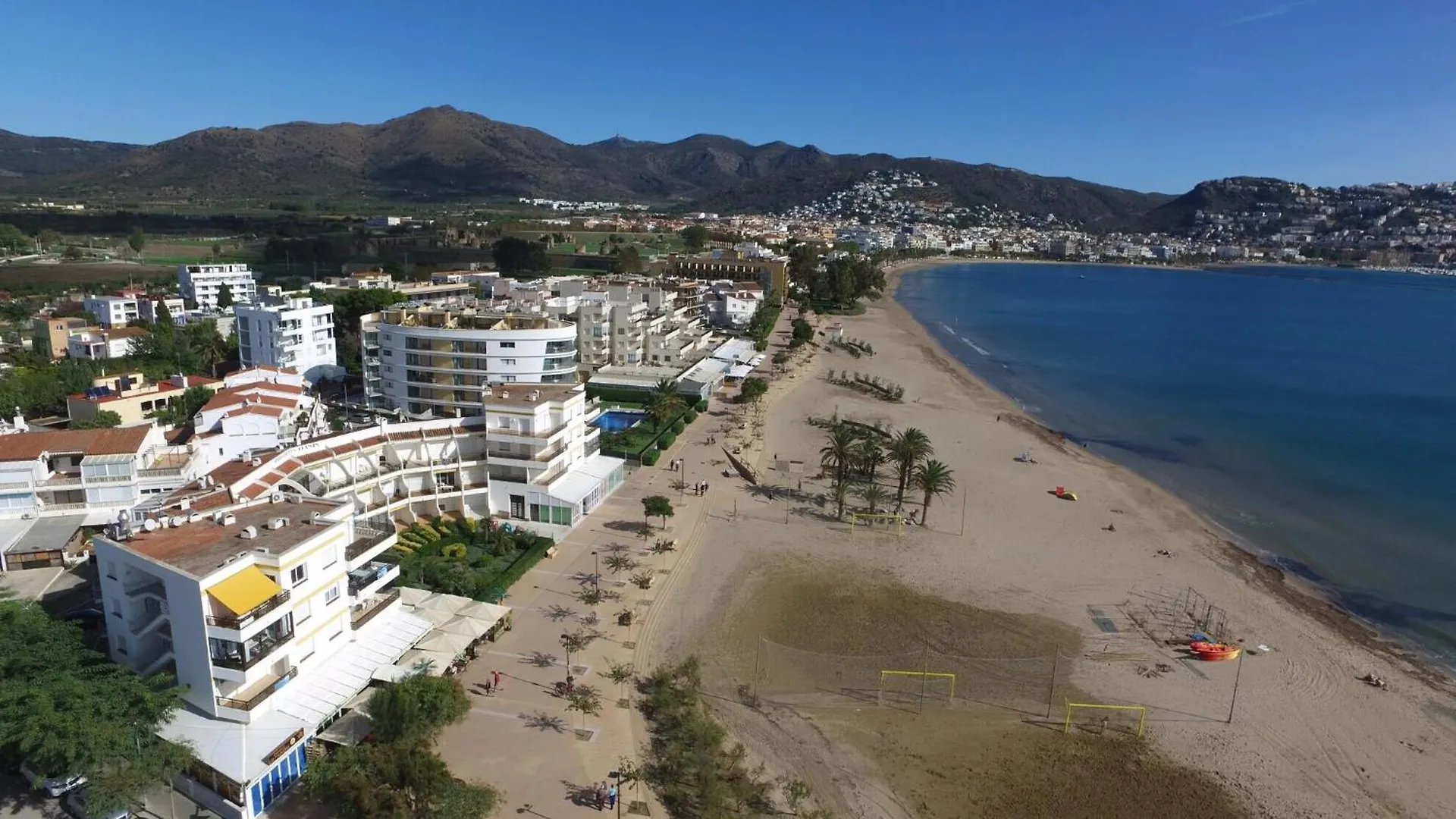 Erstaunliche Wohnung Direkt Am Meer In Roses Inmosantos Oasis B7 Spain